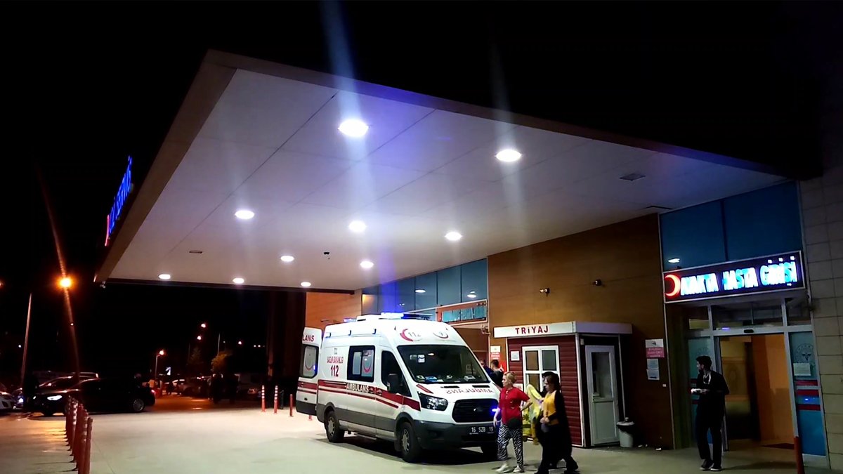 Bursa'da erkek şiddeti: Barışma teklifini reddeden eski eşini bıçaklayıp kaçtı