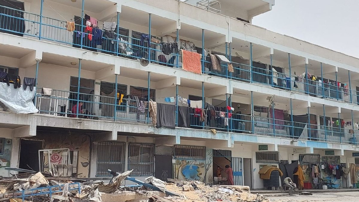 UNRWA: Refah’tan kaçanlar Han Yunus’taki harabelere sığındı