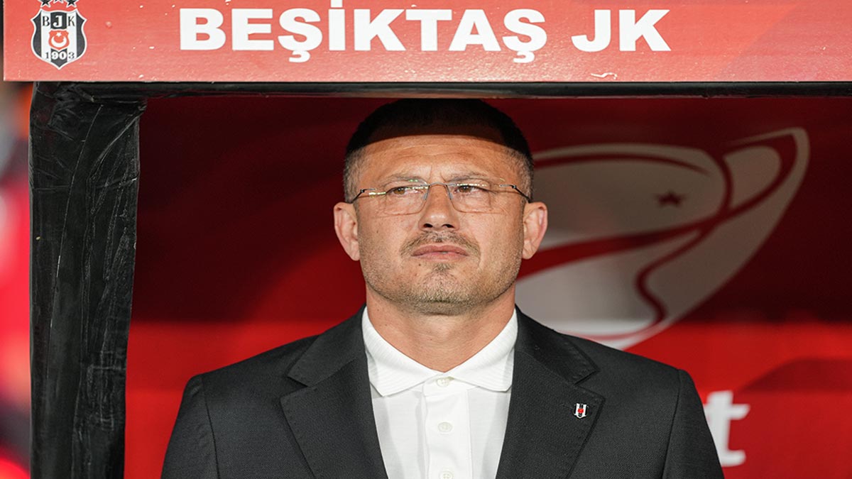 Beşiktaş Teknik Direktörü Serdar Topraktepe tarihe geçti