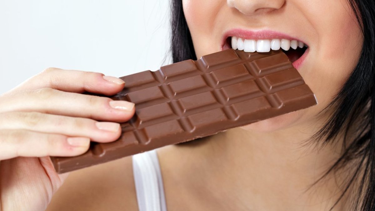 Canınız sürekli çikolata istiyorsa kulak verin Nedeni bu vitaminin eksikliğiymiş