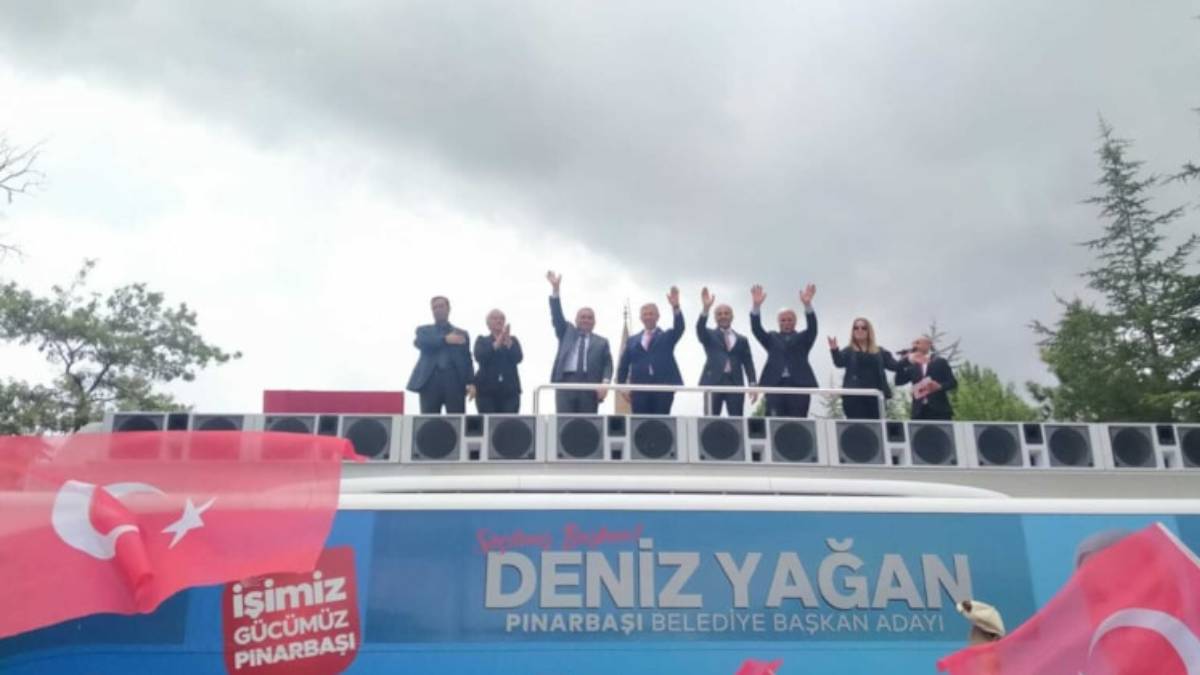 Mansur Yavaş'tan seçimlerin yenileneceği Pınarbaşı'nda miting