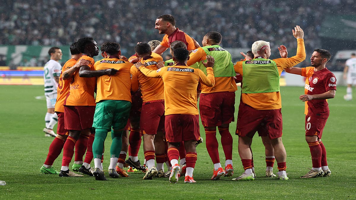 Süper Lig'de şampiyon Galatasaray