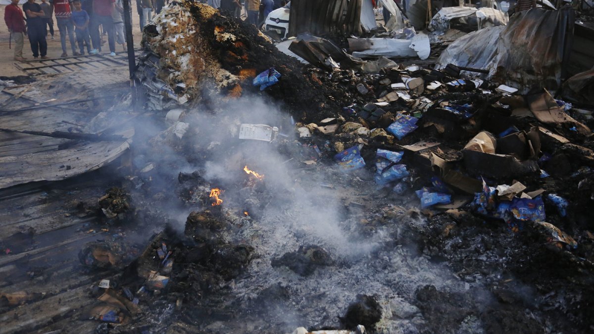 İsrail Refah'ta yine çadır bombaladı: Çok sayıda ölü ve yaralı var