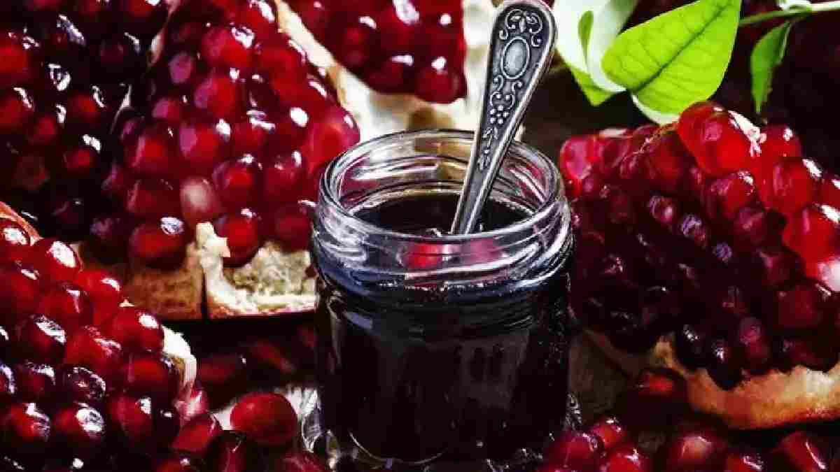 Günde bir kaşığı çarpıntıyı önlüyor, yüksek tansiyona iyi geliyor! Nar ekşisini sulandırıp içmenin faydaları nelerdir?
