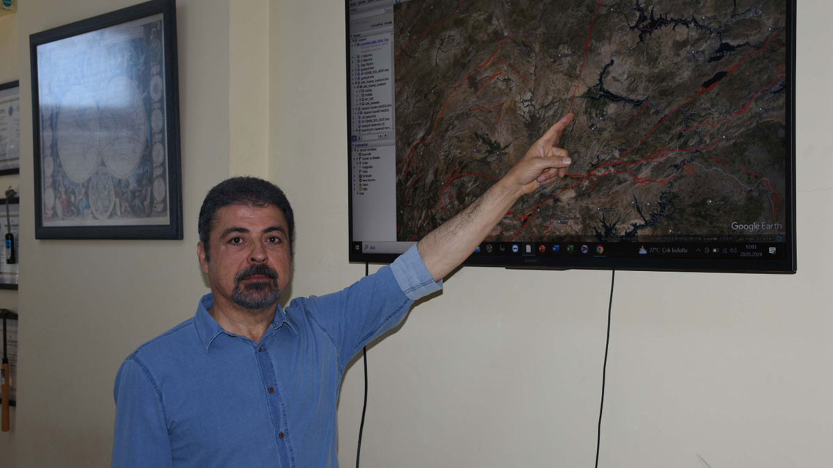 Prof. Dr. Sözbilir '3 bin yıldır kırılmadı' diyerek uyardı: 7.2 büyüklüğünde depremler üretebilir