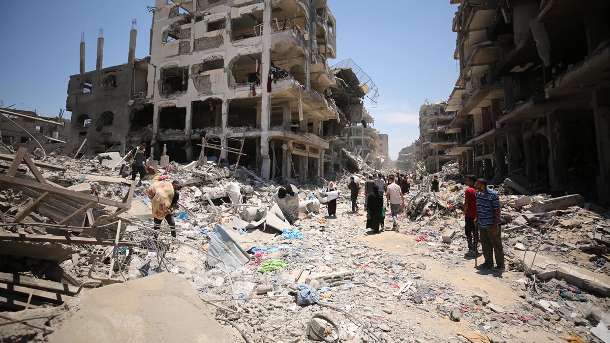 İsrail Gazze ve Refah'a bomba yağdırdı: Çok sayıda ölü ve yaralı var