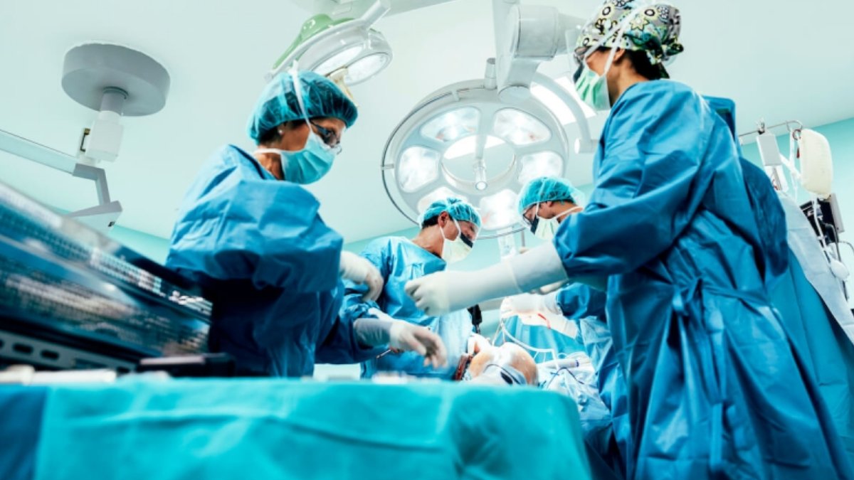 'Tümöre bıçak değerse kanser yayılır' inancı tedaviyi geciktiriyor