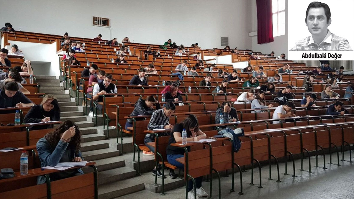 Mülakat, ciddiyet ve tükettiğimiz gelecek