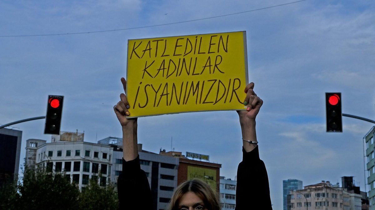 Kadın Cinayetlerini Durduracağız Platformu'ndan kahreden rapor: Bir ayda 40 kadın katledildi