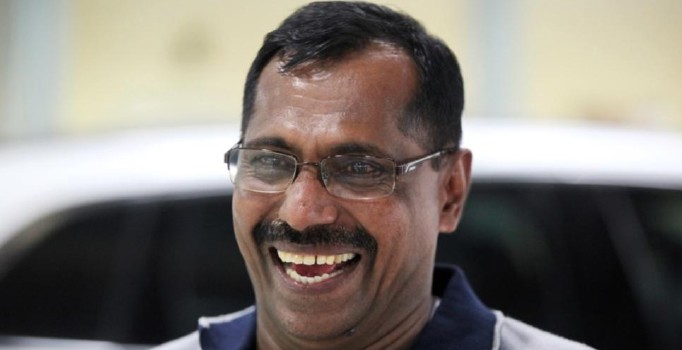 Uçak kazasından kurtulduktan sonra 1 milyon dolar kazandı