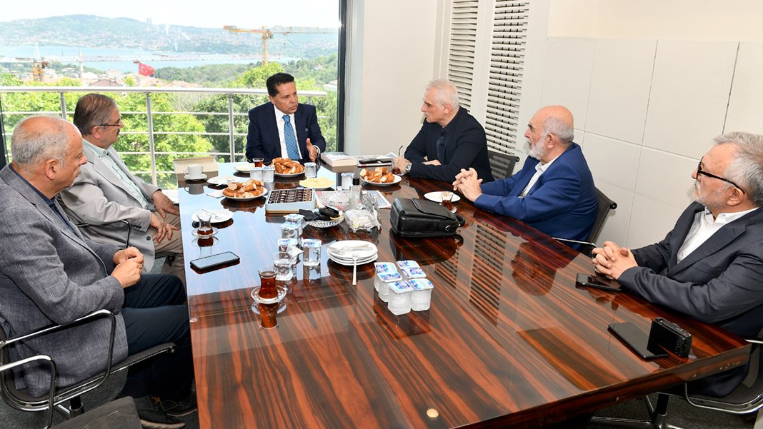 Esenyurt Belediye Başkanı Özer’den KARAR’a ziyaret: “Esencılıs” imajını değiştireceğiz