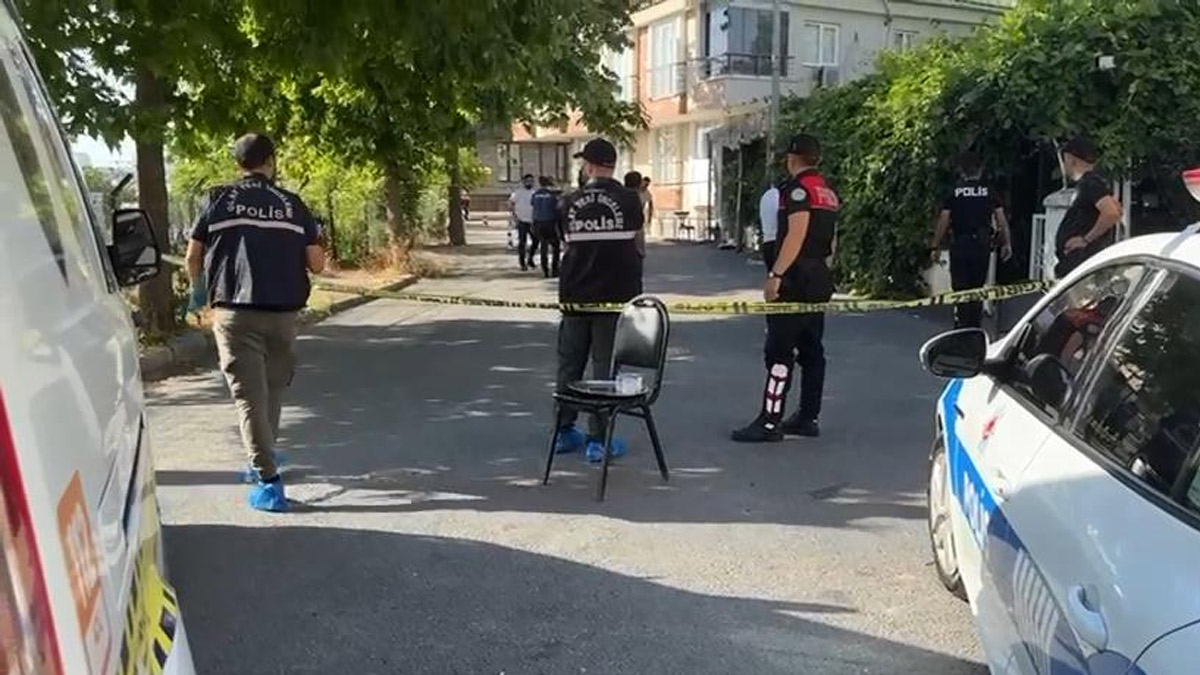 Avcılar'da kahvehaneye silahlı saldırı