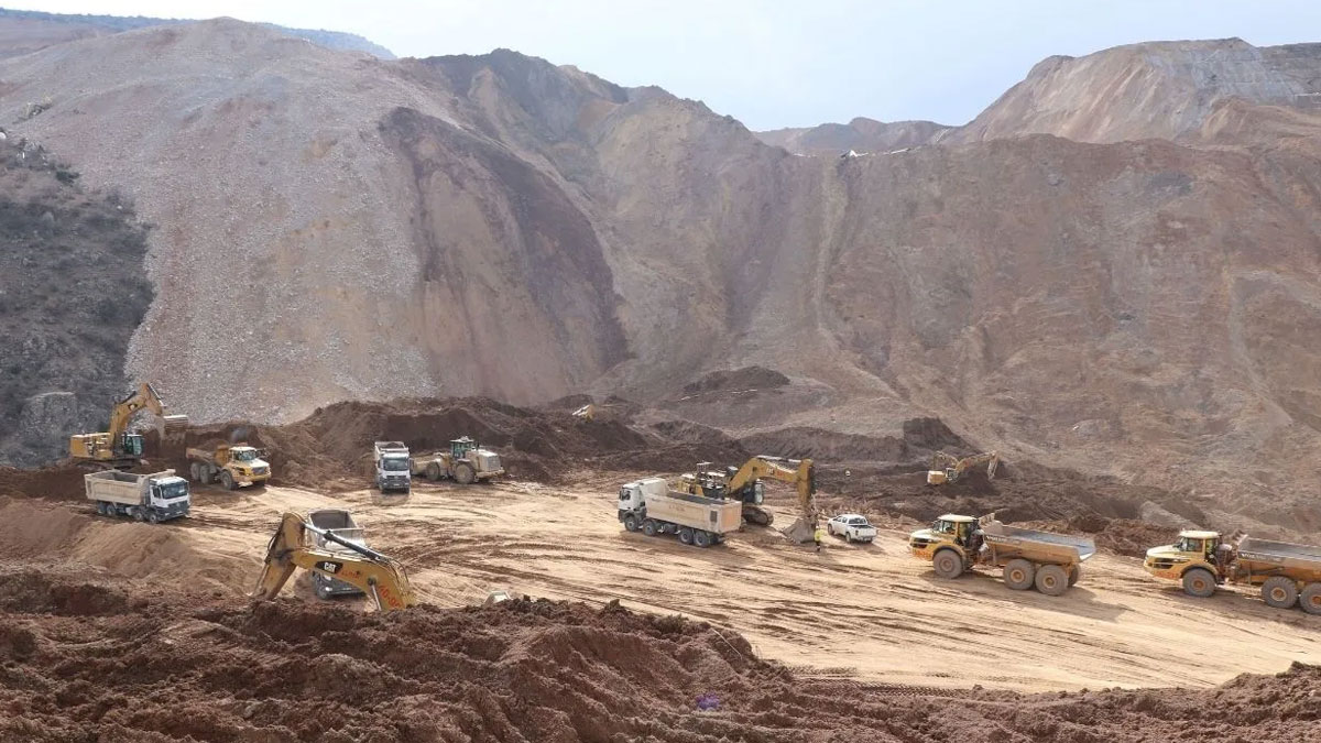 İliç'te toprak altında kalan son işçinin cansız bedenine ulaşıldı