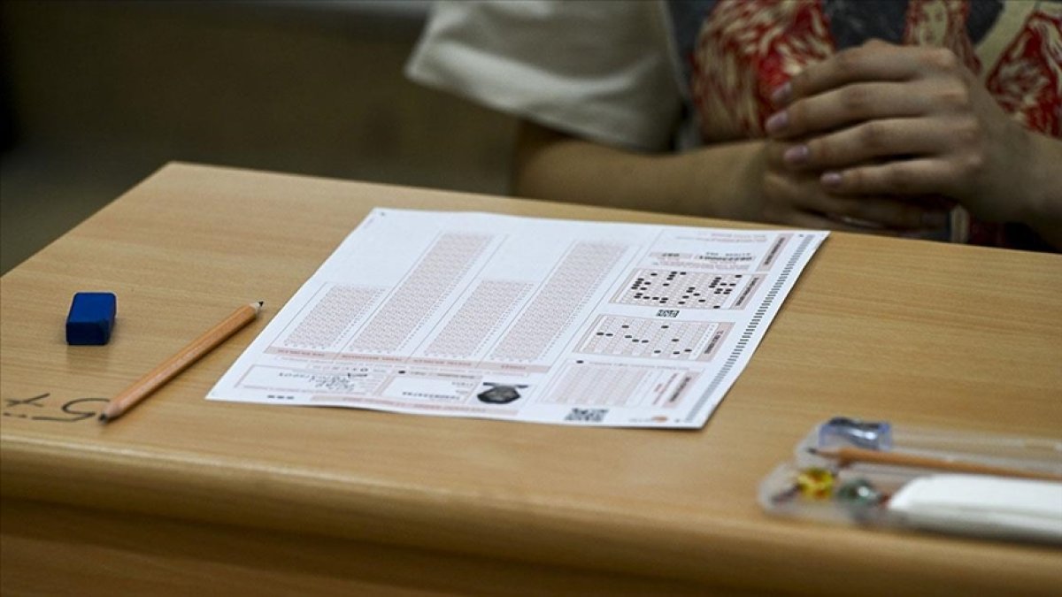 YKS'de ilk oturum TYT sona erdi