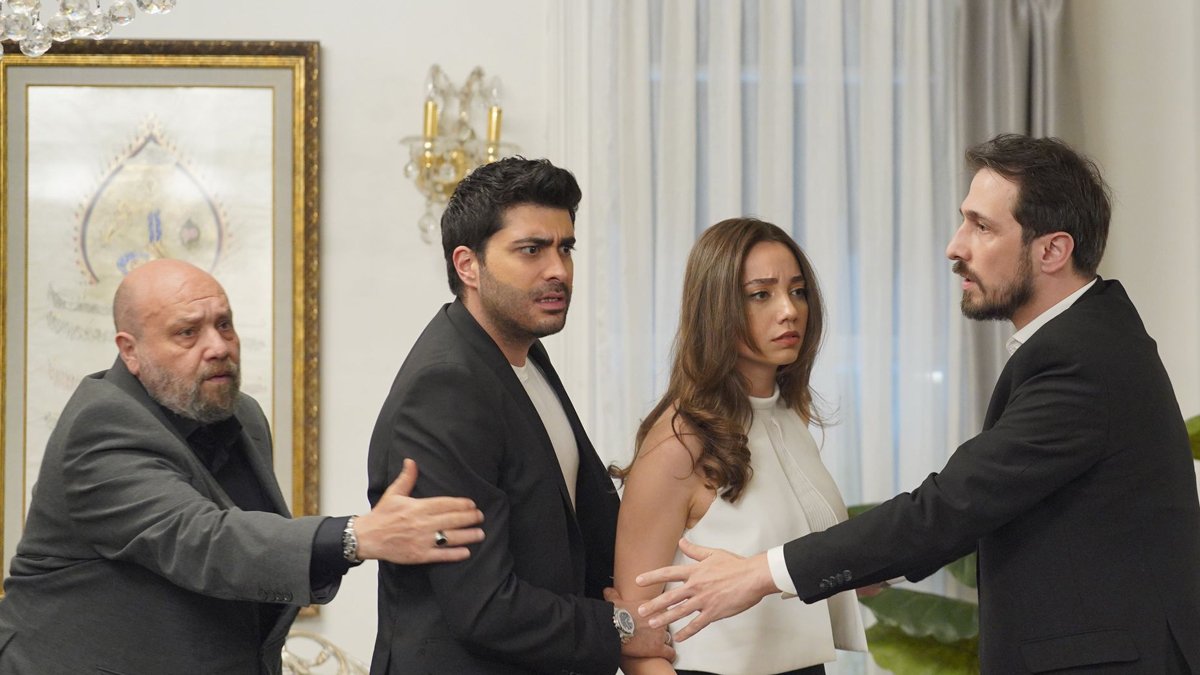 Kızılcık Şerbeti'ne 5 yeni oyuncu: O karakter tüm dengeleri değiştirecek!