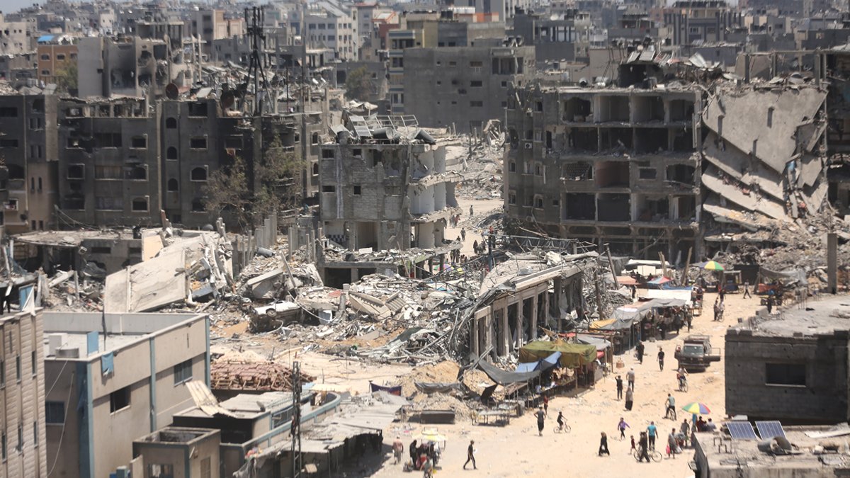 İsrail'den Gazze'de bir eve saldırı: Ölü ve yaralılar var