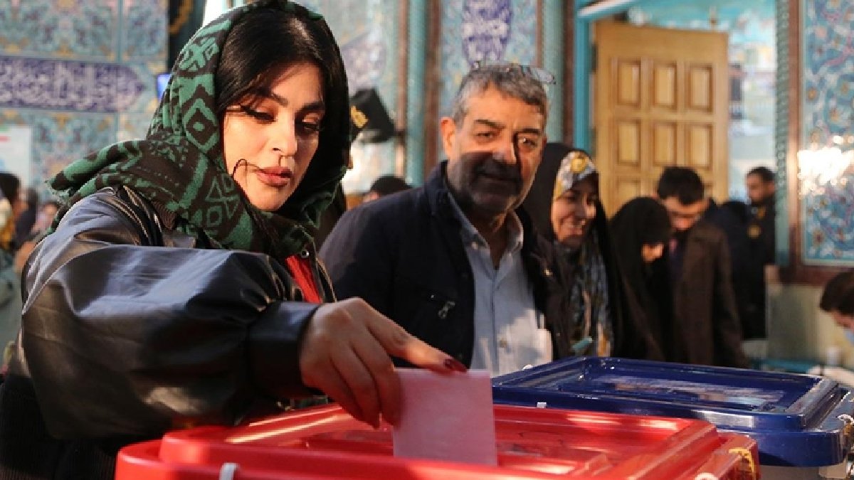 İran’da yapılacak cumhurbaşkanlığı seçiminde 6 adaya onay çıktı