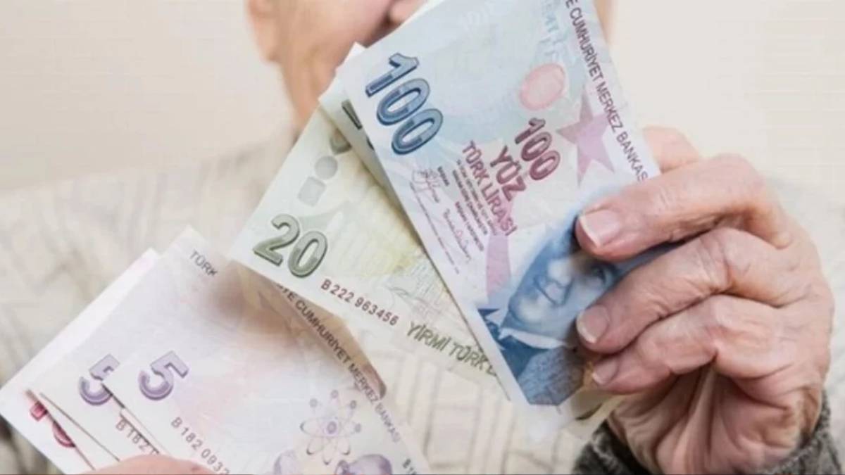 Emekliye bayram ikramiyesi ödemeleri başladı