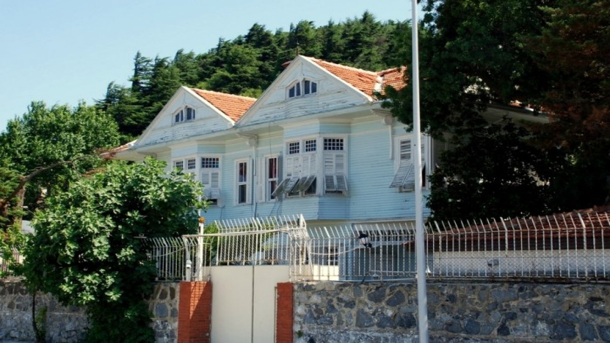 Sarıyer’deki Mehmud Paşa Yalısı’nda film gibi soygun: 130 milyonu çuvallara koyup kamyonla kaçtılar