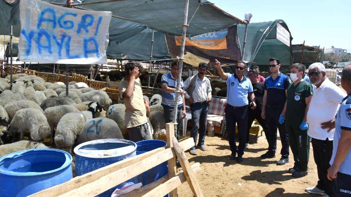 Karabağlar'da Kurban Bayramı öncesi sıkı denetim