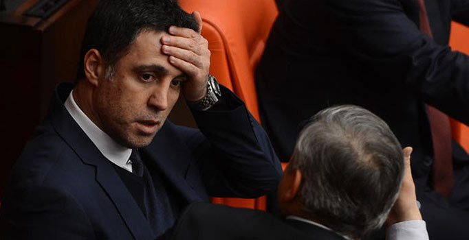 Hakan Şükür ve babasının mal varlığına el konuldu- Son dakika haberleri