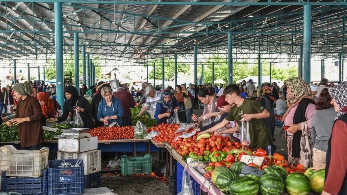 Bu sene kabuğunu bile alamayacağız! Yazın vazgeçilmezine zam geliyor: Duyan pazara stok yapmaya koştu