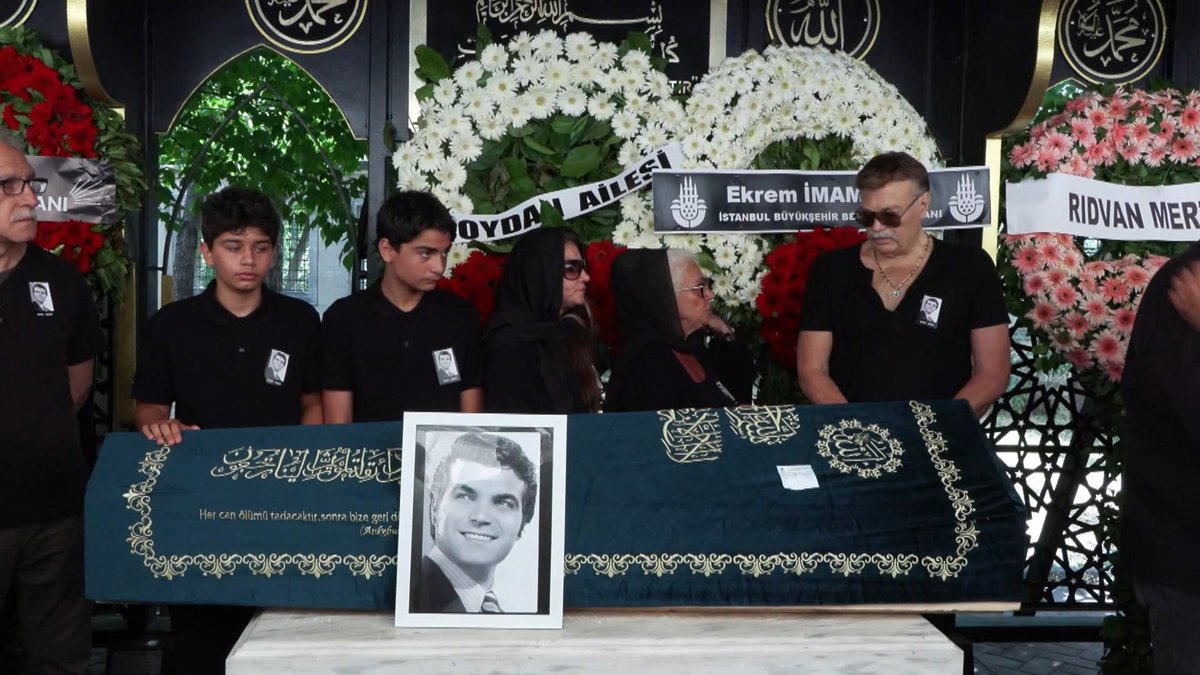 Usta oyuncu Murat Soydan'a veda: Ani kalp krizi ile kollarımda öldü