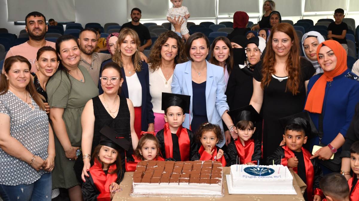 Özgür Çocuk Evi ilk mezunlarını verdi