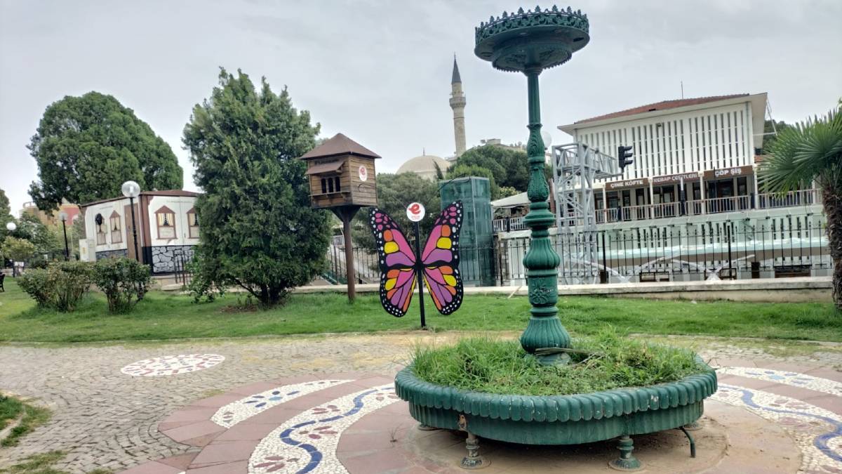 Efeler’in parkları yaz tatiline hazır
