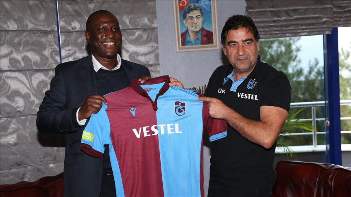 İngiliz eski futbolcu Kevin Campbell hayatını kaybetti