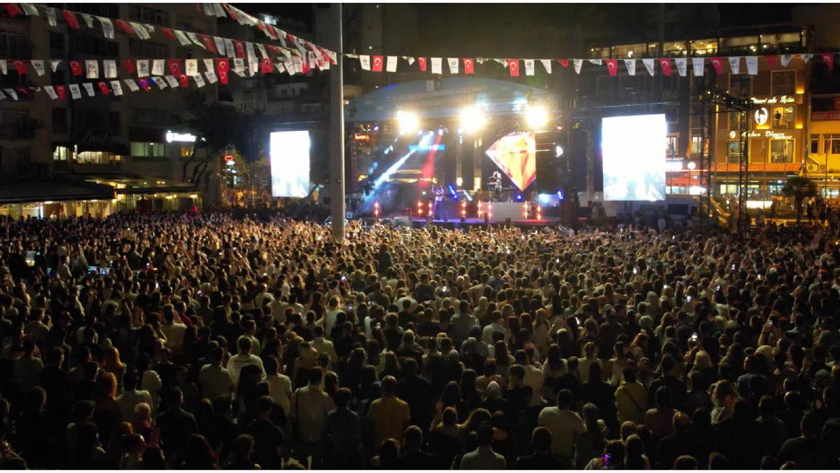 33. Uluslararası Bandırma Kuşcenneti Kültür ve Turizm Festivali’nin ikinci günü büyük ilgi gördü !