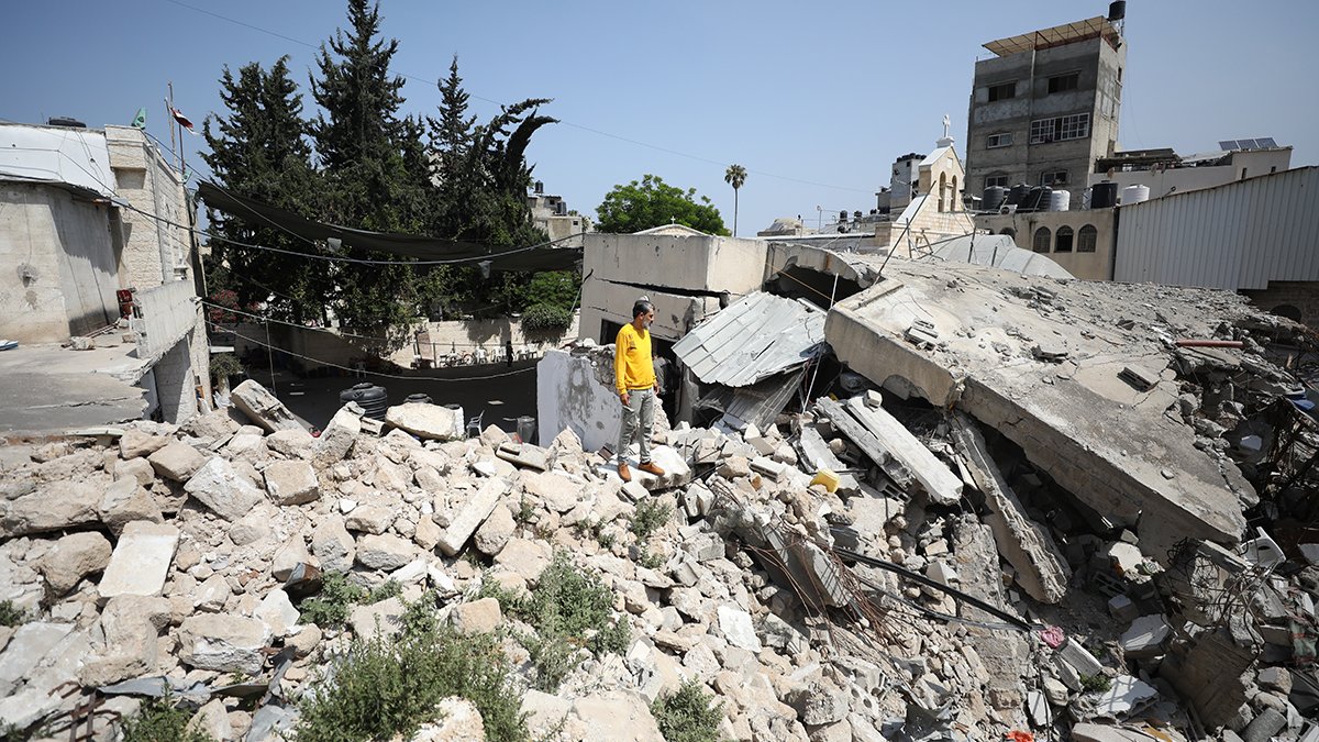 Gazze'de can kaybı 37 bin 296'ya yükseldi