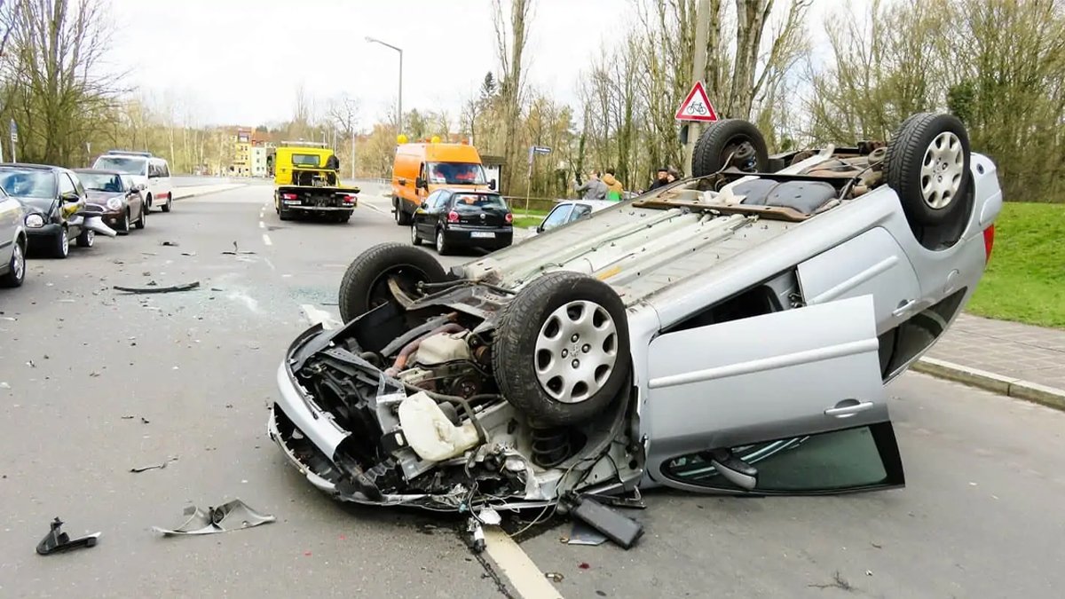 Bayram tatilinin ilk gününde acı bilanço: 852 trafik kazası, 5 can kaybı...