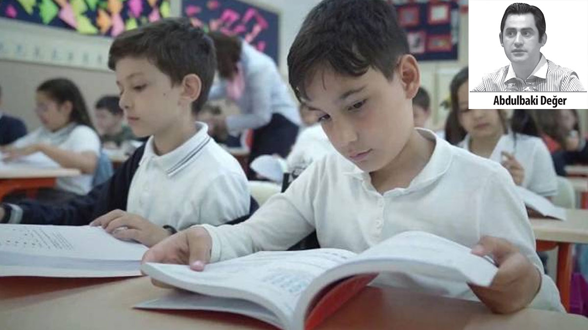 Pedagojik fundamentalizm, sokak lambası veya eğitim hayatımız