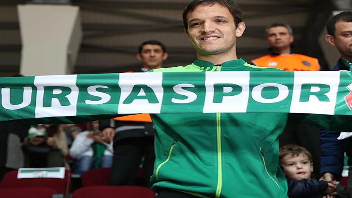 Bursaspor'un yeni teknik direktörü Batalla oldu