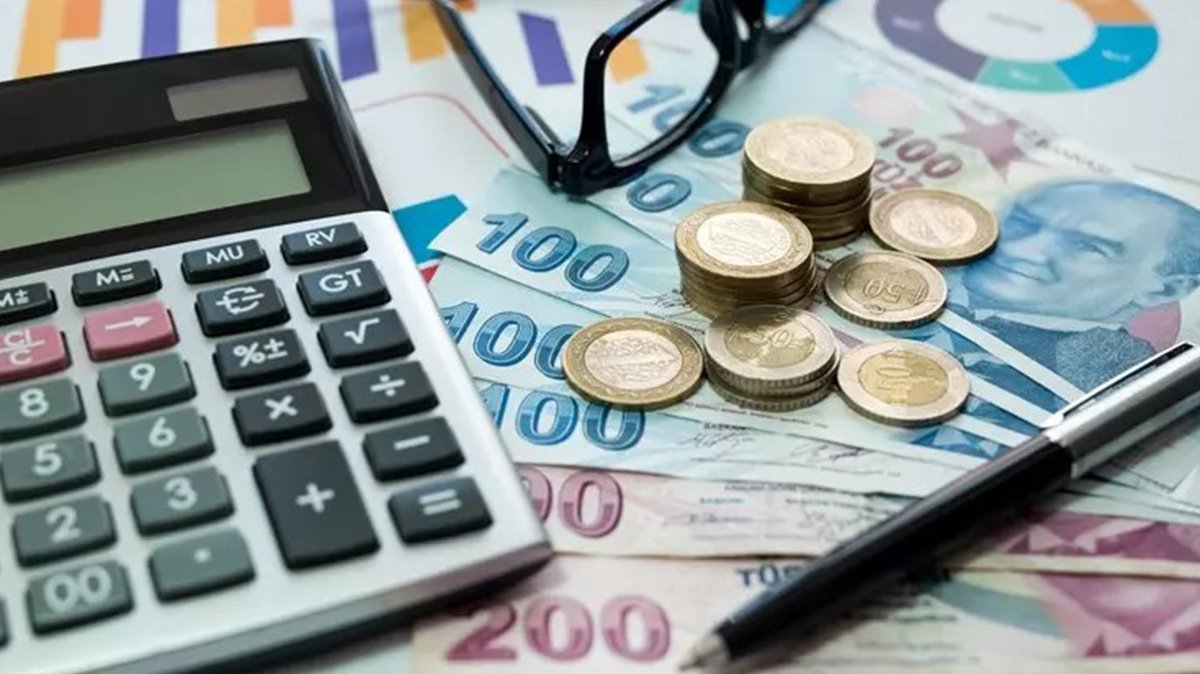 İngiliz Bankası Barclays'ten TL ve faiz için yeni tahmin: Türk lirası değer kaybedecek