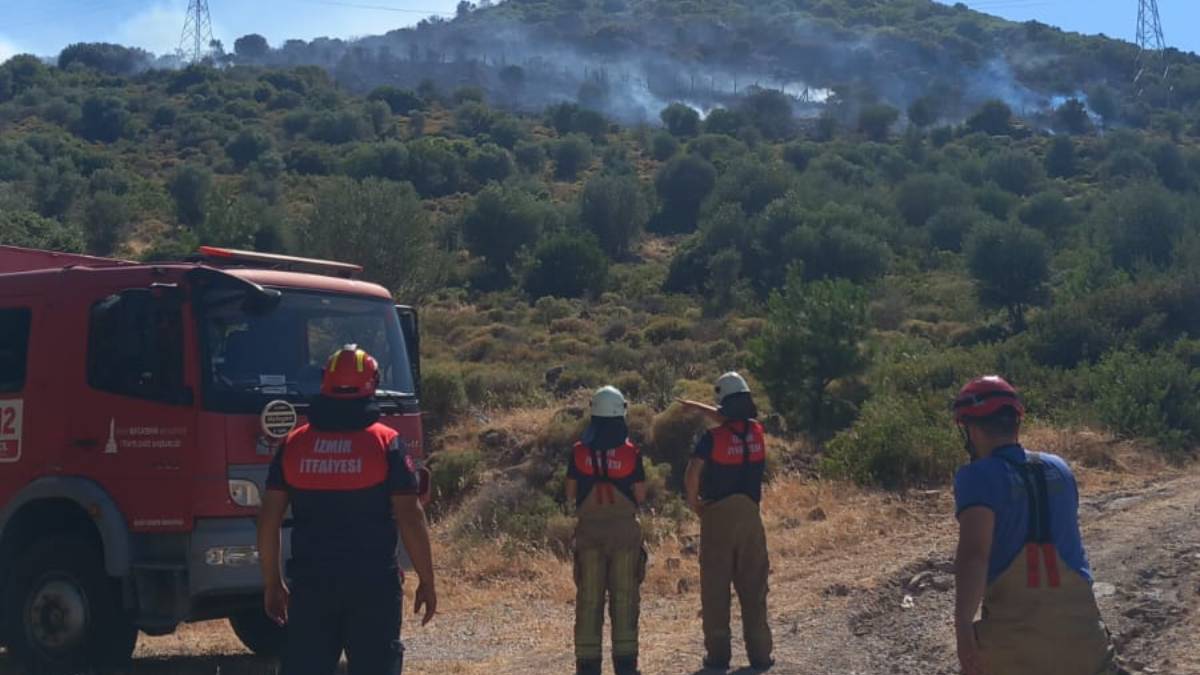 İzmir İtfaiyesi teyakkuzda
