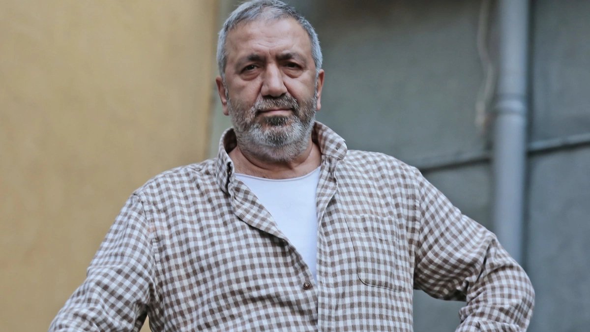 Sanatçı Mazlum Çimen kalp krizi geçirdi