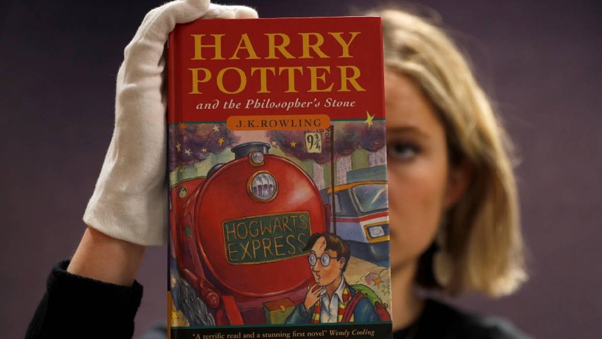Harry Potter'ın ilk baskısı 51 milyon 873 bin TL'ye satıldı