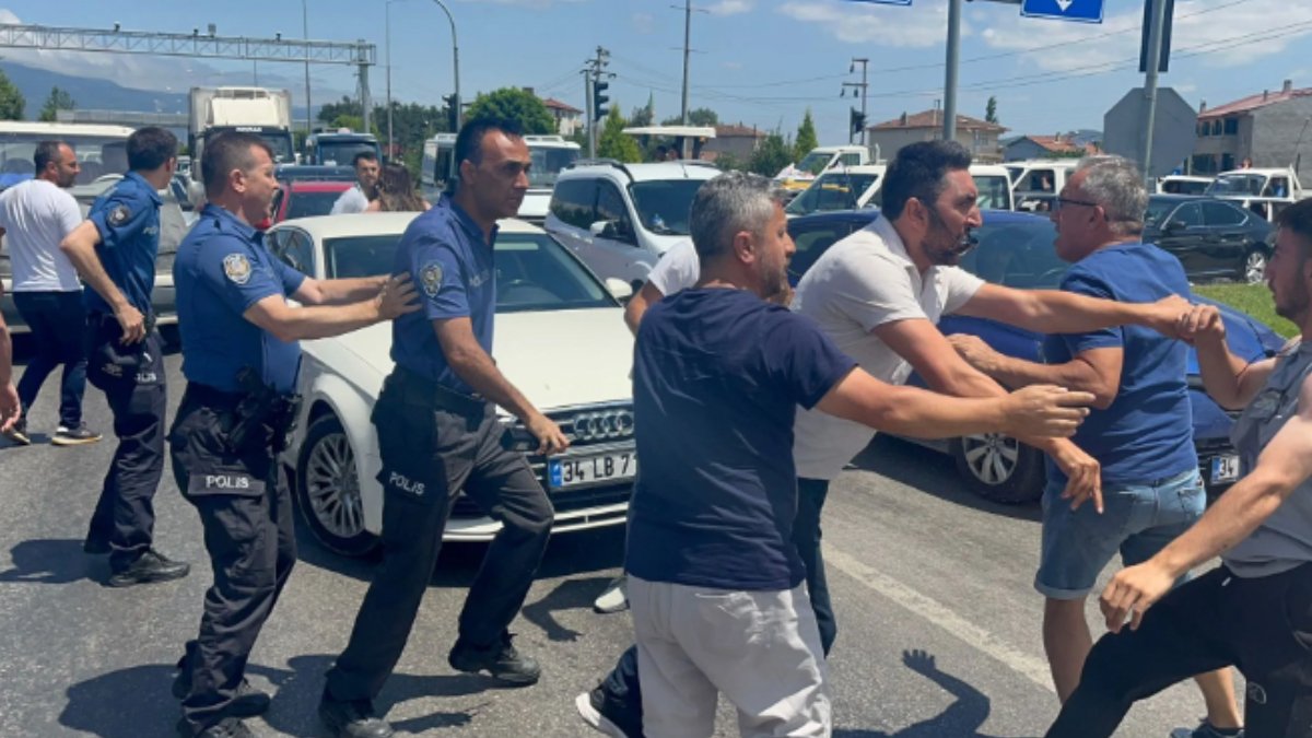 Tokat'ta yumruklu yol verme kavgası