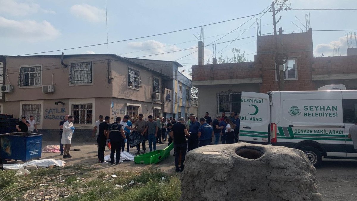 Adana'da sokak ortasında katliam: Aynı aileden dört kişiyi öldürdü