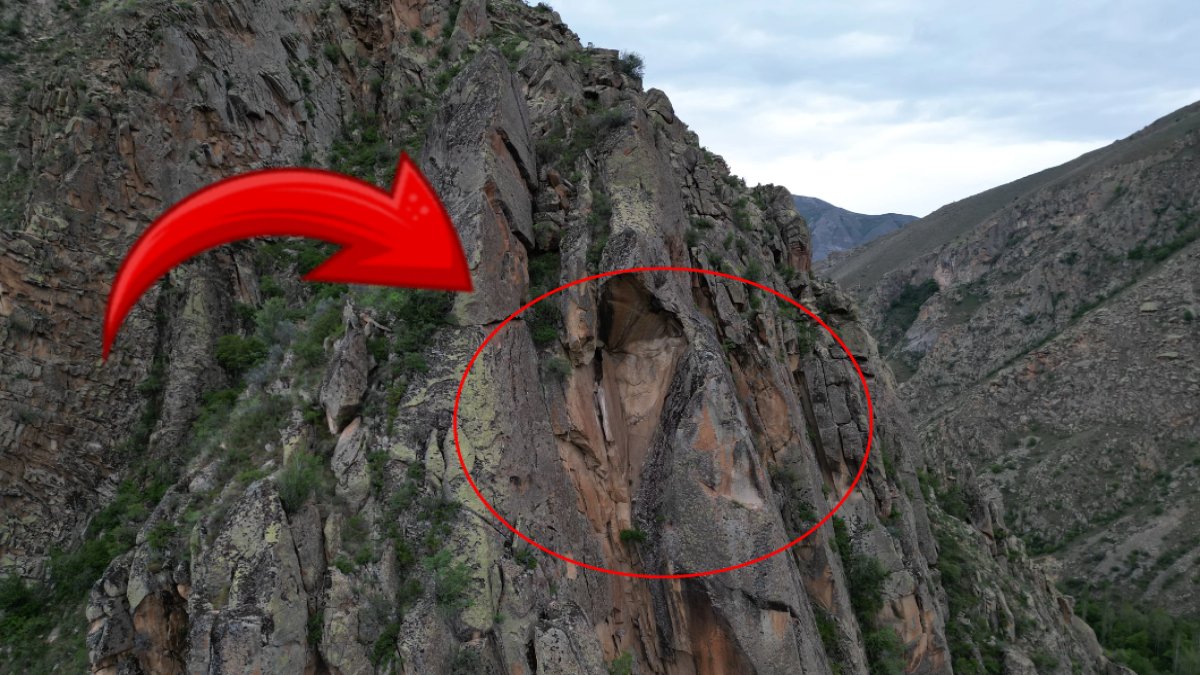 Burası Erzurum'da! Her yerden görmeye geliyorlar, kayalıkların üzerindeki Atatürk silüeti hayran bıraktı