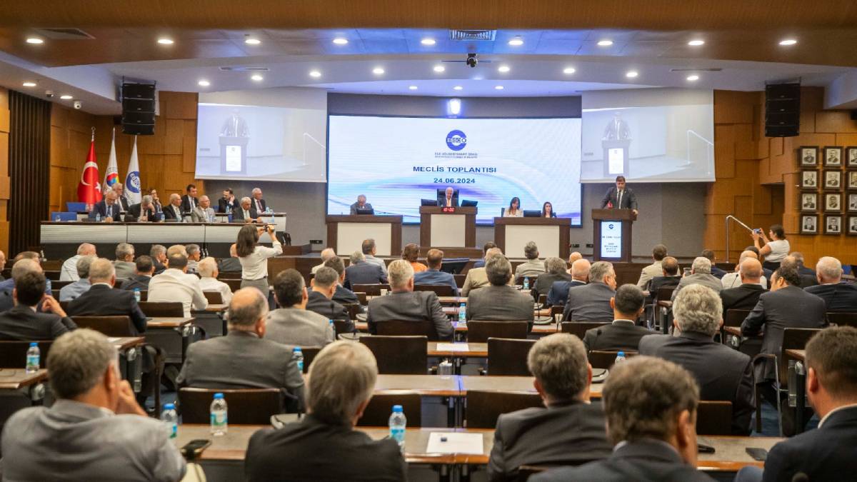 Başkan Tugay: Kamu kaynaklarını korumak benim görevim