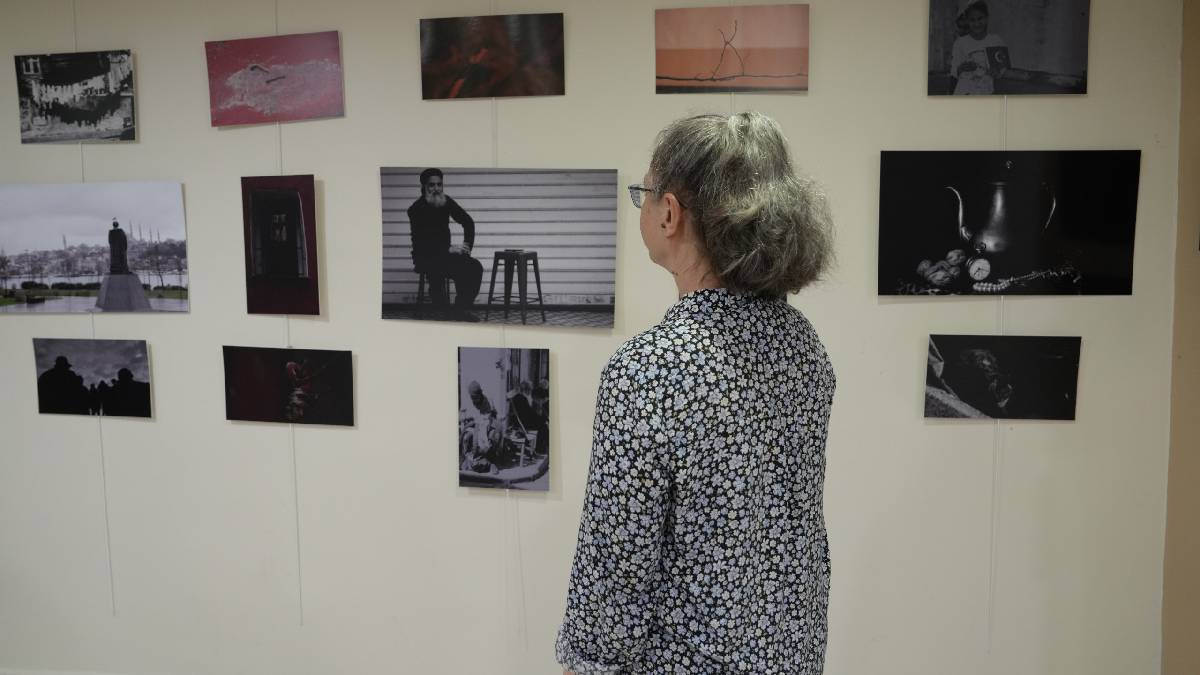 Yeliz Orakoğlu’nun “An’lamak” adlı fotoğraf sergisinin açılışı yapıldı