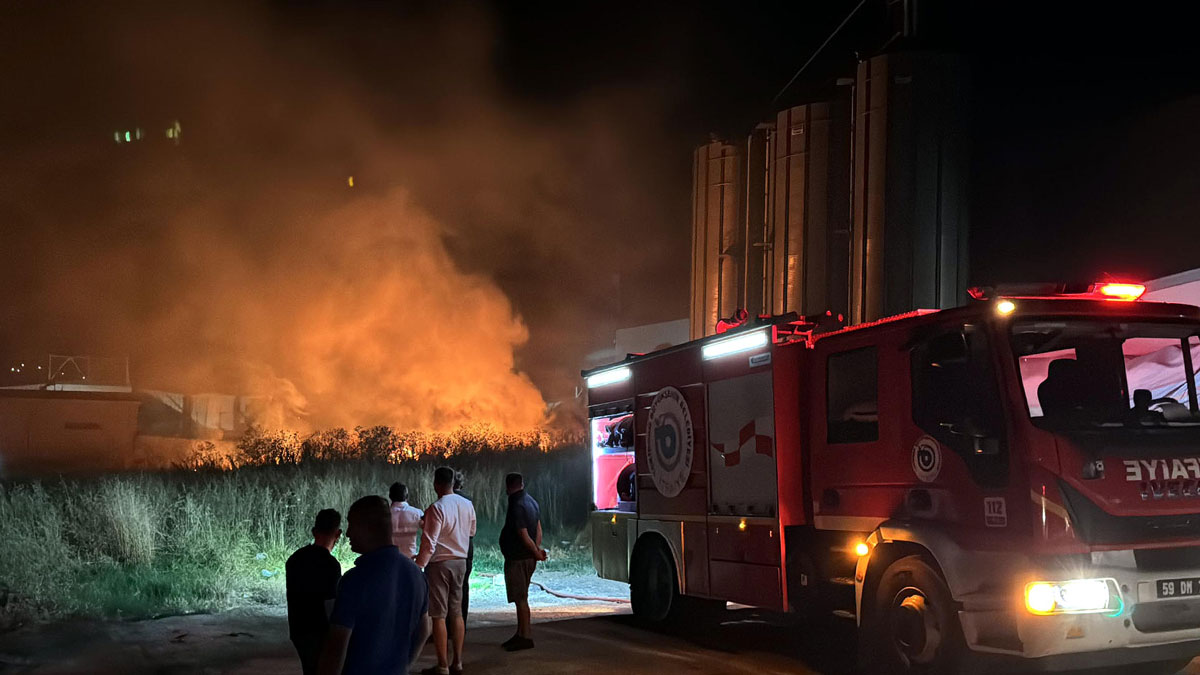 Tekirdağ’da fabrikalar bölgesinde yangın