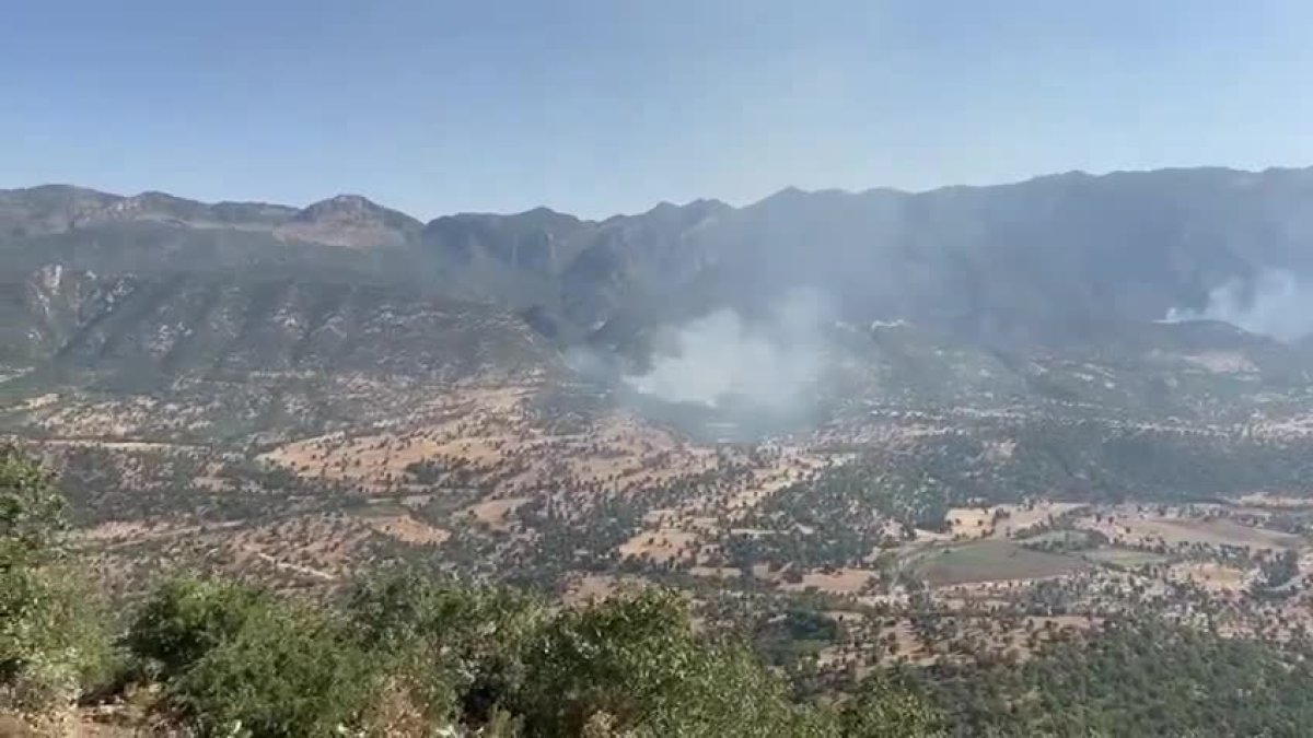 MSB: PKK'lı teröristler saklanmak için ormanları ateşe veriyor