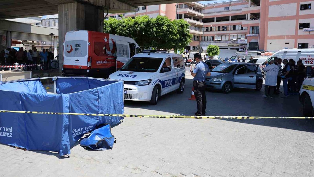 Adana'da 'uzman çavuş' dehşeti: Eşini öldürdü, 3 kişiyi yaraladı