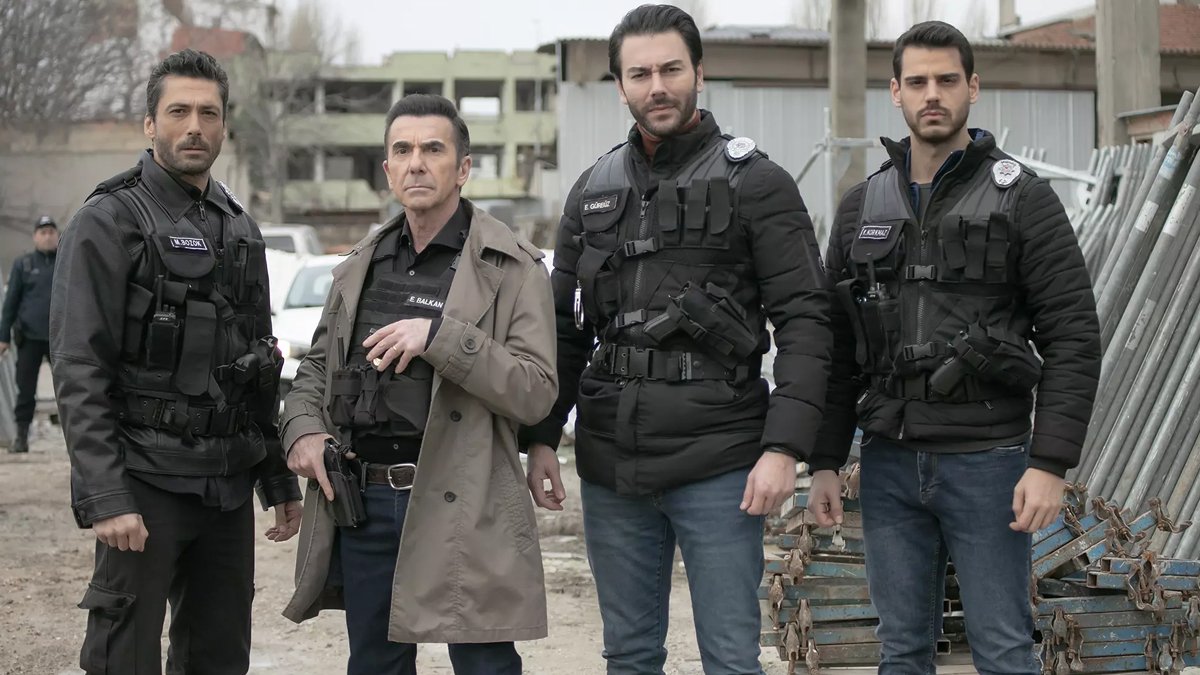 Arka Sokaklar'da şoke eden ayrılık: 18 yılın ardından veda etti