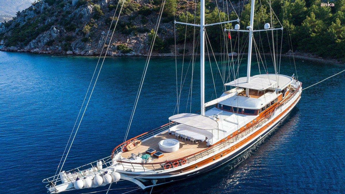 Çevre Bakanlığı'ndan yeni uygulama: Yat sahipleri artık istedikleri kıyıya çapa atamayacak