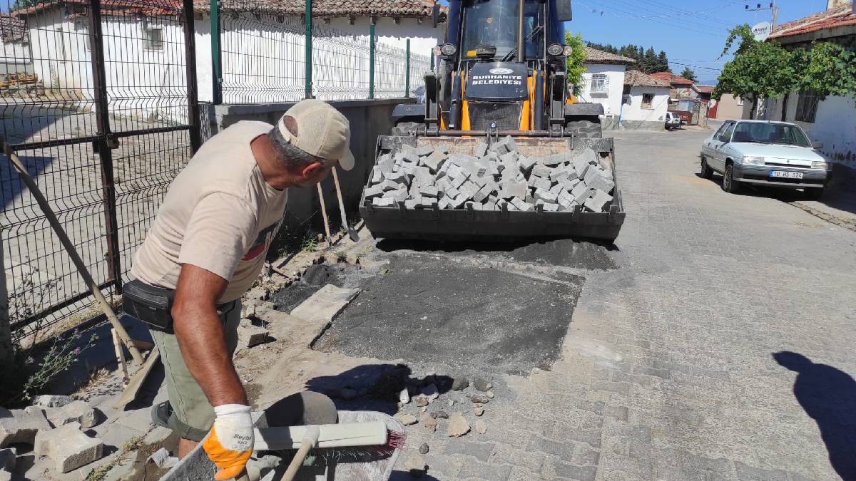 Kırsal mahallelerde çalışmalar sürüyor